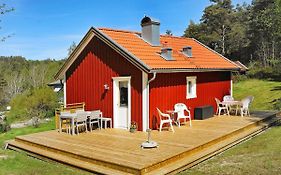 4 Person Holiday Home In Hen N Noesund Exterior photo