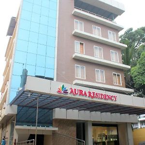 Готель Aura Residency Thrissur Exterior photo