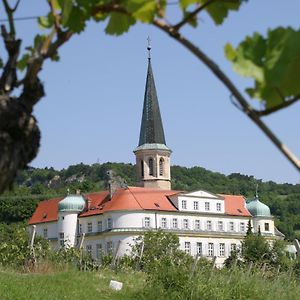 Schloss Ґумпольдскірхен Exterior photo