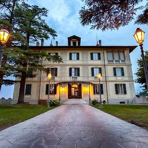 Hotel Villa La Bollina Серравалле-Скривія Exterior photo