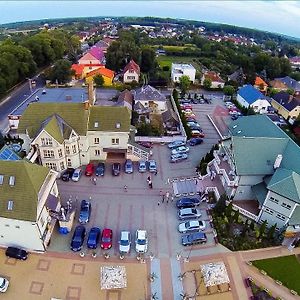 Parish Bull Hotel Кішварда Exterior photo