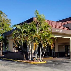 Red Roof Inn Ft. Myers Норт-Форт-Маєрс Exterior photo