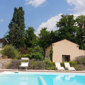 Апартаменти Charming Studio In Montalto Delle Marche 28 M² + Pool Exterior photo