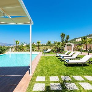 Villa Anemeli - Luxury Pool Villa With Gorgeous Seaview Кісамос Exterior photo
