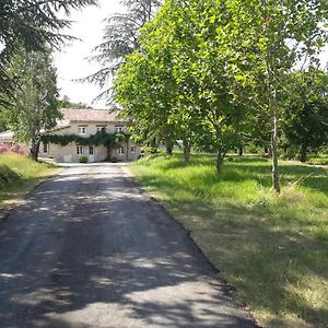 Bed and Breakfast Gite De Beausoleil La Romieu Exterior photo