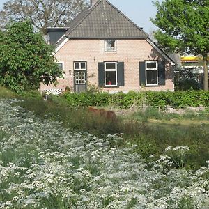 Bed and Breakfast Bed And Garden Alde Coninckshof Weurt Exterior photo