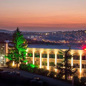 Park Hotel Raya Garden Велико-Тирново Exterior photo