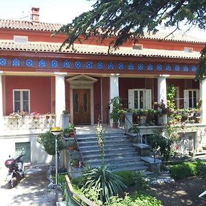 Casa Vacanze Villa Pompeiana Трієст Exterior photo