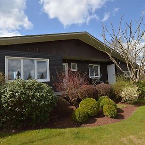 Вілла Elegant Chalet In Malmedy With Private Garden Exterior photo