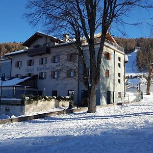 Hotel Martinella Фольгарія Exterior photo