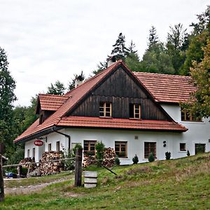 Готель Pension Jizdarna Moravka Exterior photo