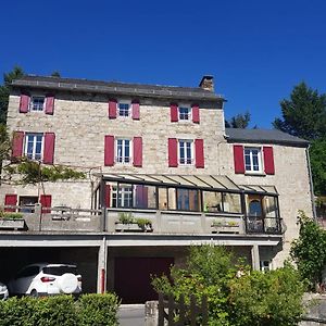 Bed and Breakfast Maison D'Hotes "La Pierre Pointue" Saint-Leons Exterior photo