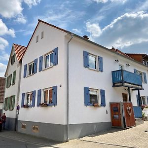 Апартаменти Gastehaus Sellemols Ferienhaus Winzer Heuchelheim-Klingen Exterior photo