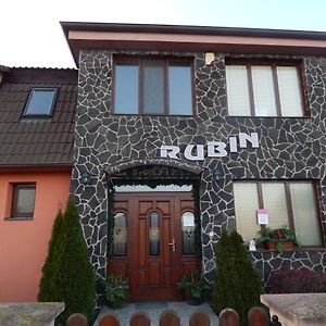 Апартаменти Rubin Вельки Медер Exterior photo