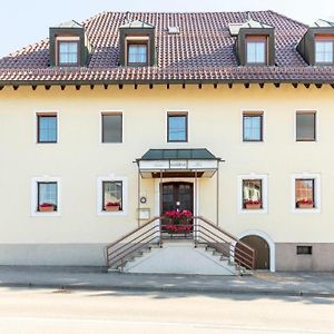 Hotel Krone Strassdorf Швебіш-Гмюнд Exterior photo