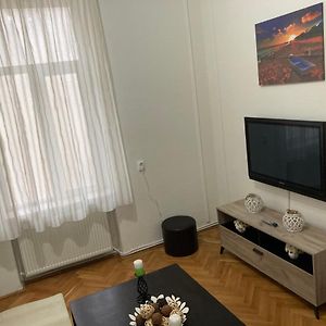 Irina Apartments Пітешть Exterior photo