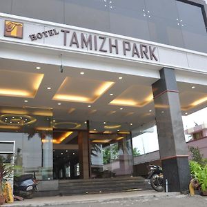 Hotel Tamizh Park Пудучеррі Exterior photo