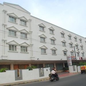 Готель Parijatha Gateway Бенґалуру Exterior photo