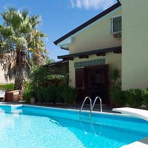 Villa Laura With Private Pool Казаль-Веліно Exterior photo