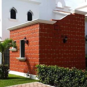 Sunrise Room In Stunning Villa Playacar Townhouse Stage 2 Плайя-дель-Кармен Exterior photo