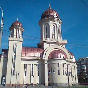 Апартаменти Studio Cathedral Браїла Exterior photo