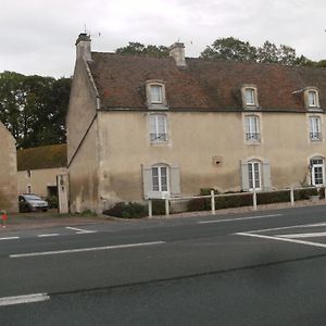 Готель Grange Dans Ancien Corps De Ferme Bellengreville  Exterior photo