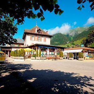 Hotel-Buffet De La Gare Шато-д'Е Exterior photo