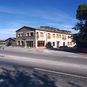 Hostal Mallorquines Riudarenes Exterior photo