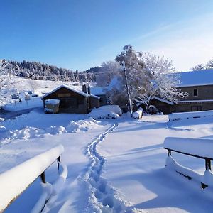 Готель Auberge Du Bez La Croix de Bauzon Exterior photo