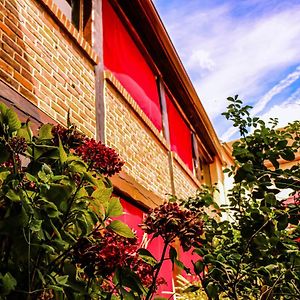 Готель Auberge De La Vieille Ferme Le Meux Exterior photo