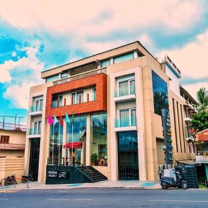 Hotel Mansha Regency Порт-Блер Exterior photo