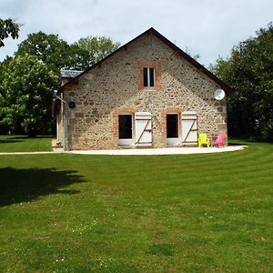 Вілла Gite La Peyre Le Grand-Bourg Exterior photo