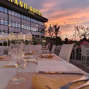 Grand Hotel Europa Ізернія Exterior photo