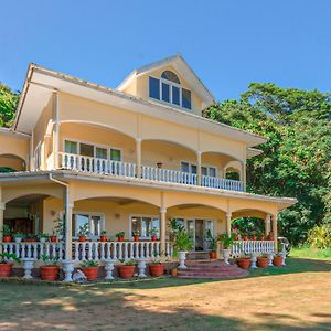 Seybreeze Villa Ансе-Рояль Exterior photo