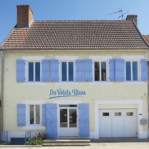 Вілла Les Volets Bleus Pierrefitte-sur-Loire Exterior photo