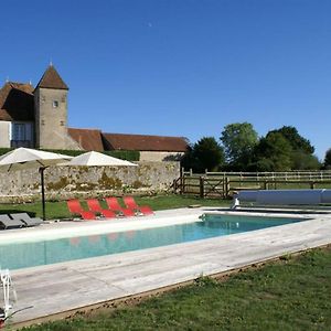 Вілла Charmante Maison Du Xve Avec Piscine, Jardin Et Terrasse En Lisiere De La Foret De Troncais - Fr-1-489-217 Le Brethon Exterior photo