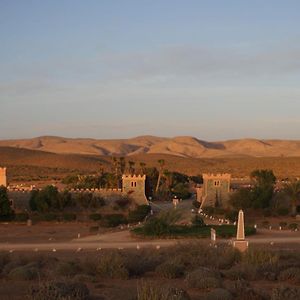 Готель Complexe Touristique Fort Bou-Jerif Гельмім Exterior photo