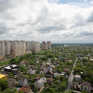 N.A.N Apartments On Osokorky Київ Exterior photo