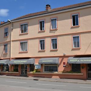 Готель Aux Vendanges De Bourgogne L O A La Bouche Паре-ле-Моньяль Exterior photo