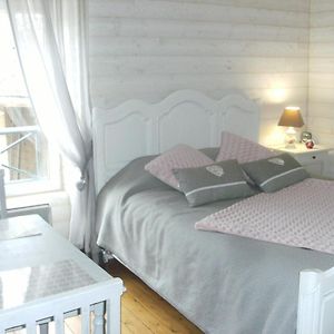 Bed and Breakfast Jolie Chambre Dans Ancien Corps De Ferme Bellengreville  Exterior photo