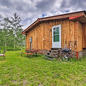 Вілла Cozy Duck Lake Cabin Near Glacier Natl Park! Сент-Мері Exterior photo