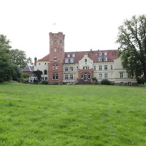 Апартаменти Schloss Lelkendorf, Fewo Gross Gievitz Exterior photo