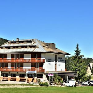 Hotel Cristallo Фольгарія Exterior photo