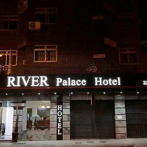 River Palace Hotel Дівінополіс Exterior photo