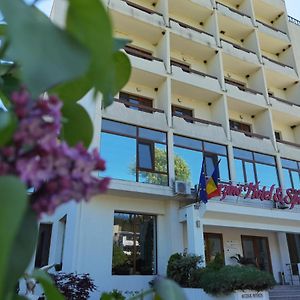 Hotel Spa Cazino Monteoru Серата-Монтеору Exterior photo
