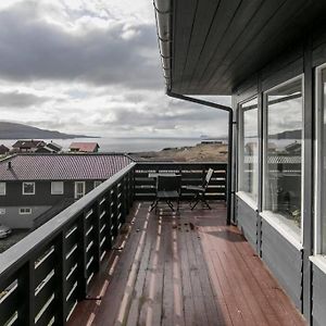 Faroeguide Seaview Villa And Apartment Торсгавн Exterior photo