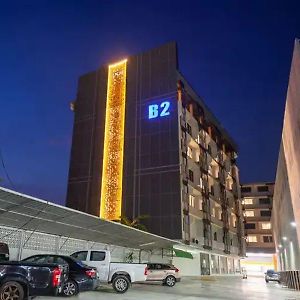 B2 Nakhon Si Thammarat Premier Hotel Exterior photo