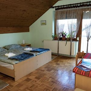 Апартаменти Opg Vuk Bed&Breakfast "Carobni Snovi" Darda Exterior photo