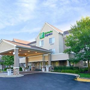 Holiday Inn Express & Suites Chicago-Deerfield Lincolnshire, An Ihg Hotel Рівервудс Exterior photo