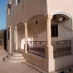 Апартаменти Diar Karim Djerba Мідун Exterior photo